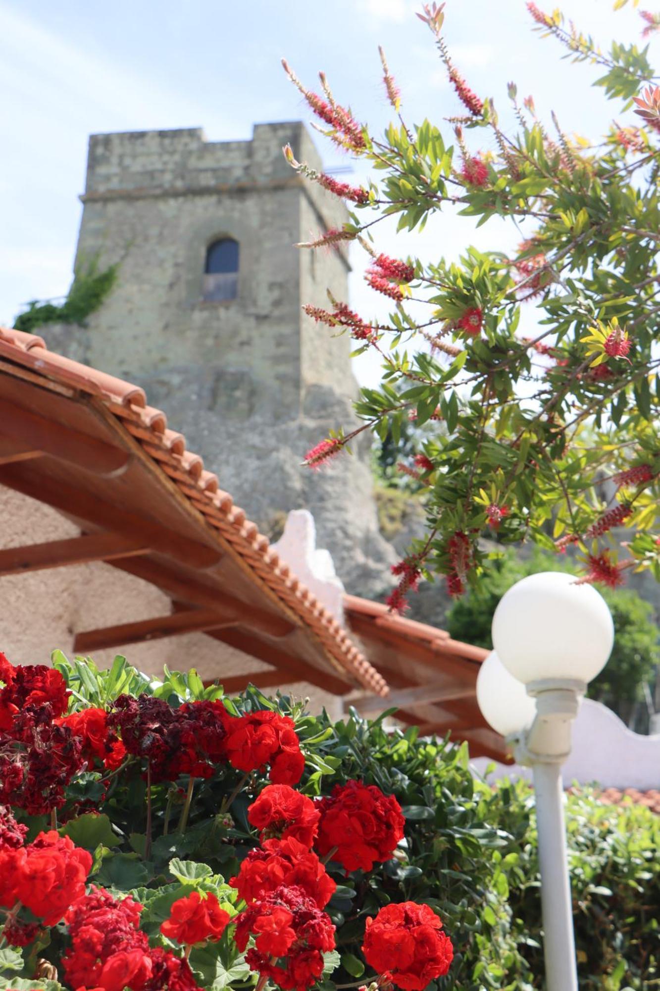 ホテル ロード バイロン Forio di Ischia エクステリア 写真